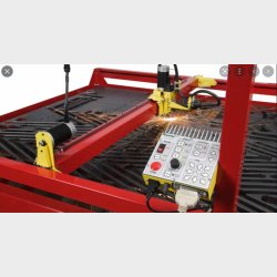 P007 - RoboCut PlasmaCam Samson 510 Table 5 ft x 10 ft.  (1,5 meter x 3,0 meter) Model 510 cutting system with advanced Software and digital height control weight 687 lbs ca. 315 kg.