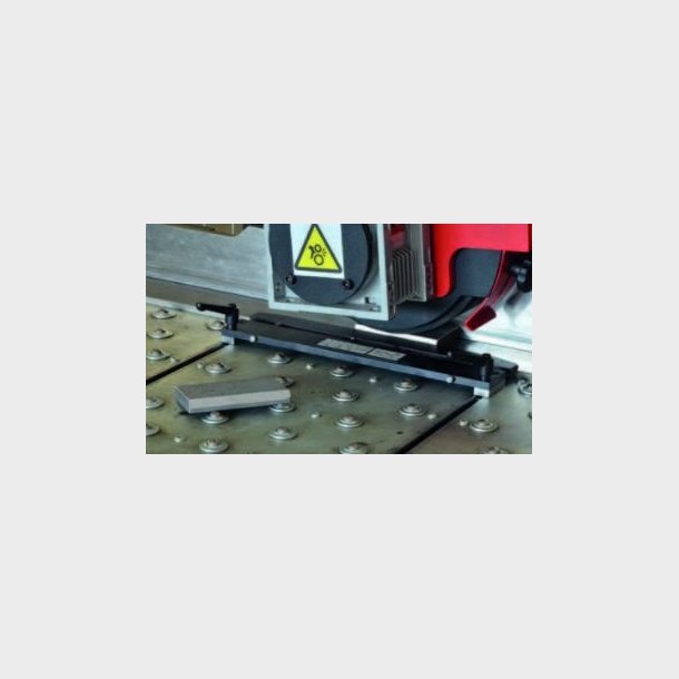 P013.-Narrow plate attachment.-