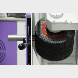 N004 - OD120 Orbital tube deburring machine cleans burrs away and removes sharp edges caused by sawing from the tube.