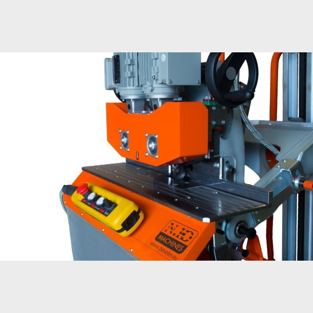 1940  - Bevelling machine UZ50 Triumph +3D MANIPULATOR, 400V, 50 Hz BEVL1030